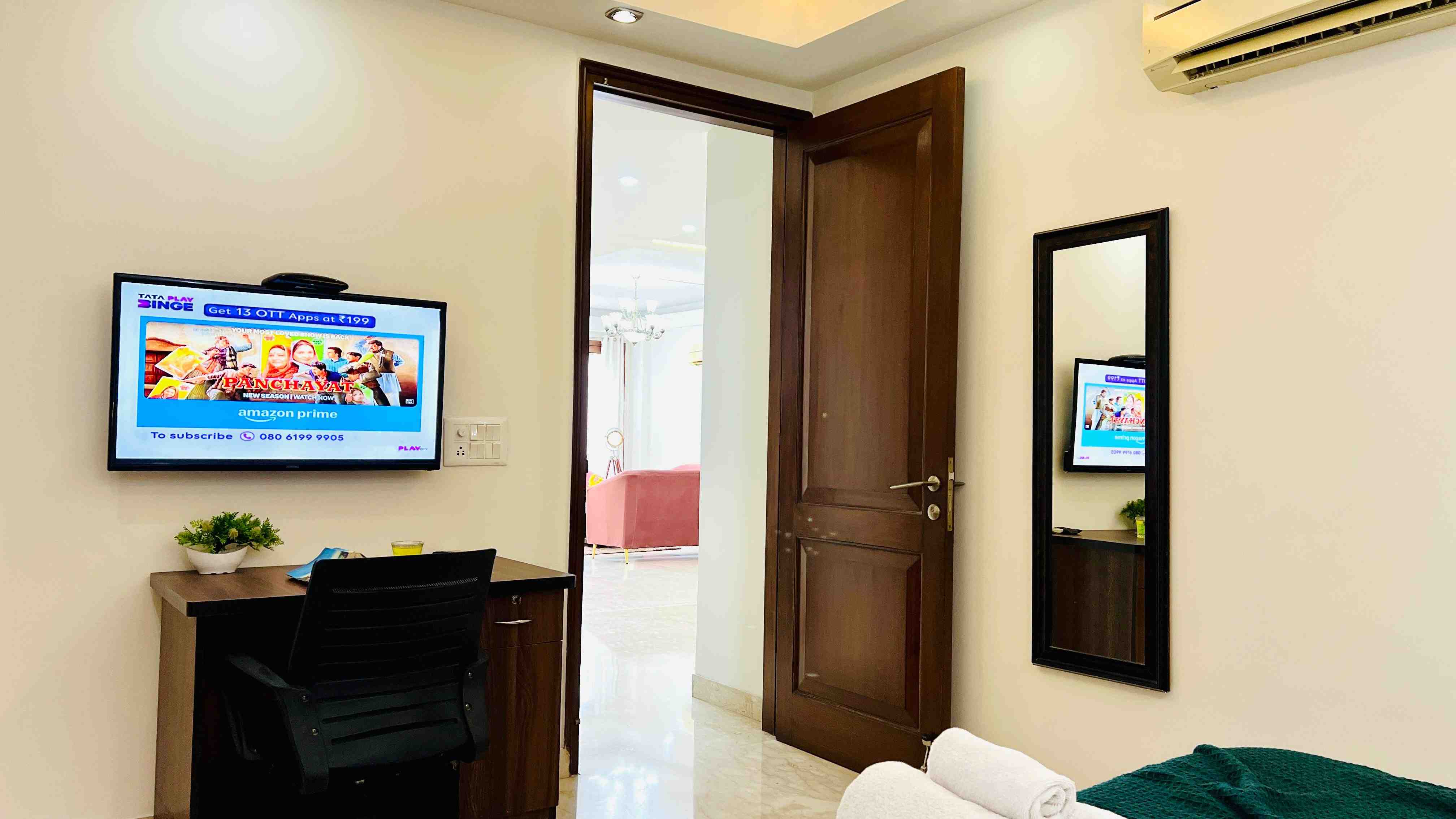 3BHK Safdarjung Enclave, Terrace Garden, Lift